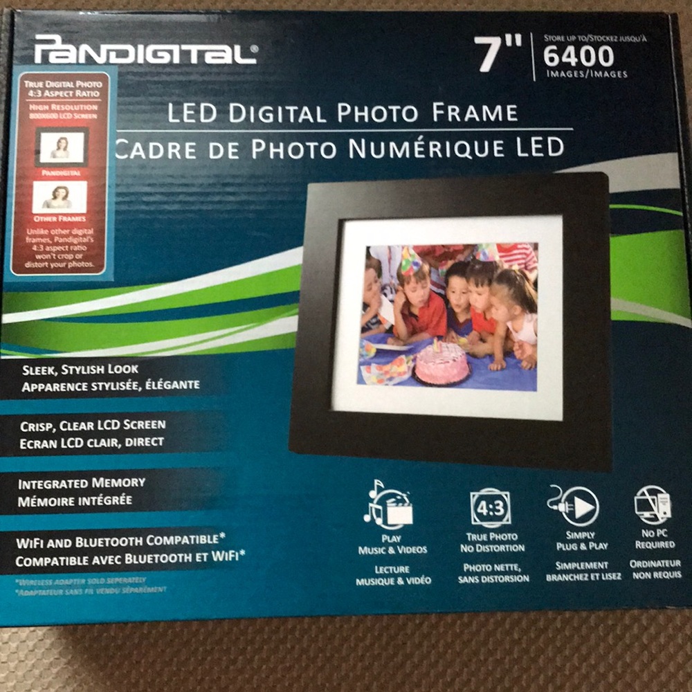 PanDigital LED 7” Photo Frame